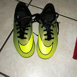 Boys Nike soccer cleats